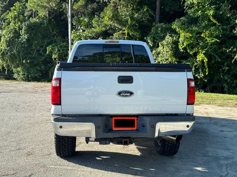 Used 2008 Ford F250 Lariat AWD/4WD image 6