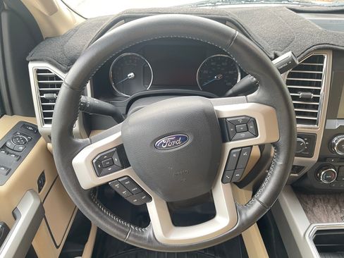 Used 2017 Ford F350 Lariat image 20