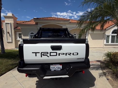 Used 2025 Toyota Tacoma TRD Pro AWD/4WD image 2