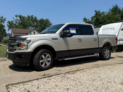 Used 2018 Ford F150 XLT w/ Equipment Group 302A Luxury RWD image 8