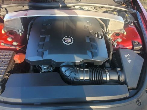 Used 2010 Cadillac CTS Premium image 2