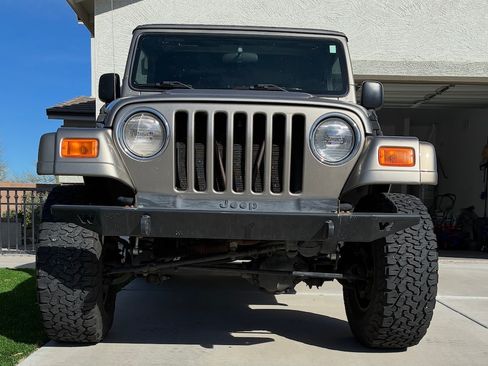 Used 2004 Jeep Wrangler X w/ Convenience Group AWD/4WD image 5