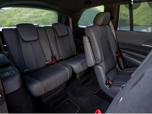 Used 2021 Mercedes-Benz GLS 63 AMG 4MATIC image 6