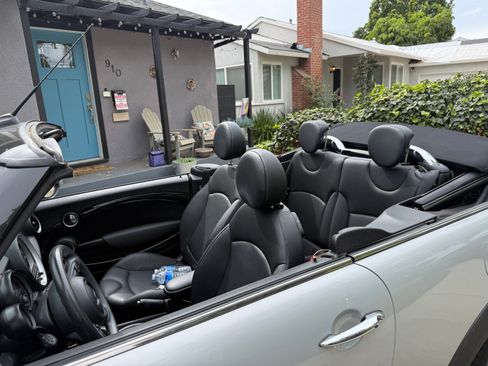 Used 2015 MINI Cooper S image 22