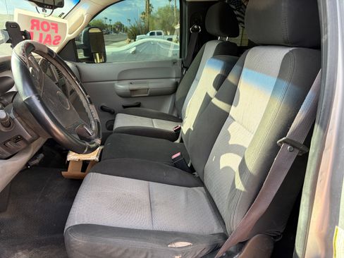 Used 2008 Chevrolet Silverado 2500 W/T RWD image 9