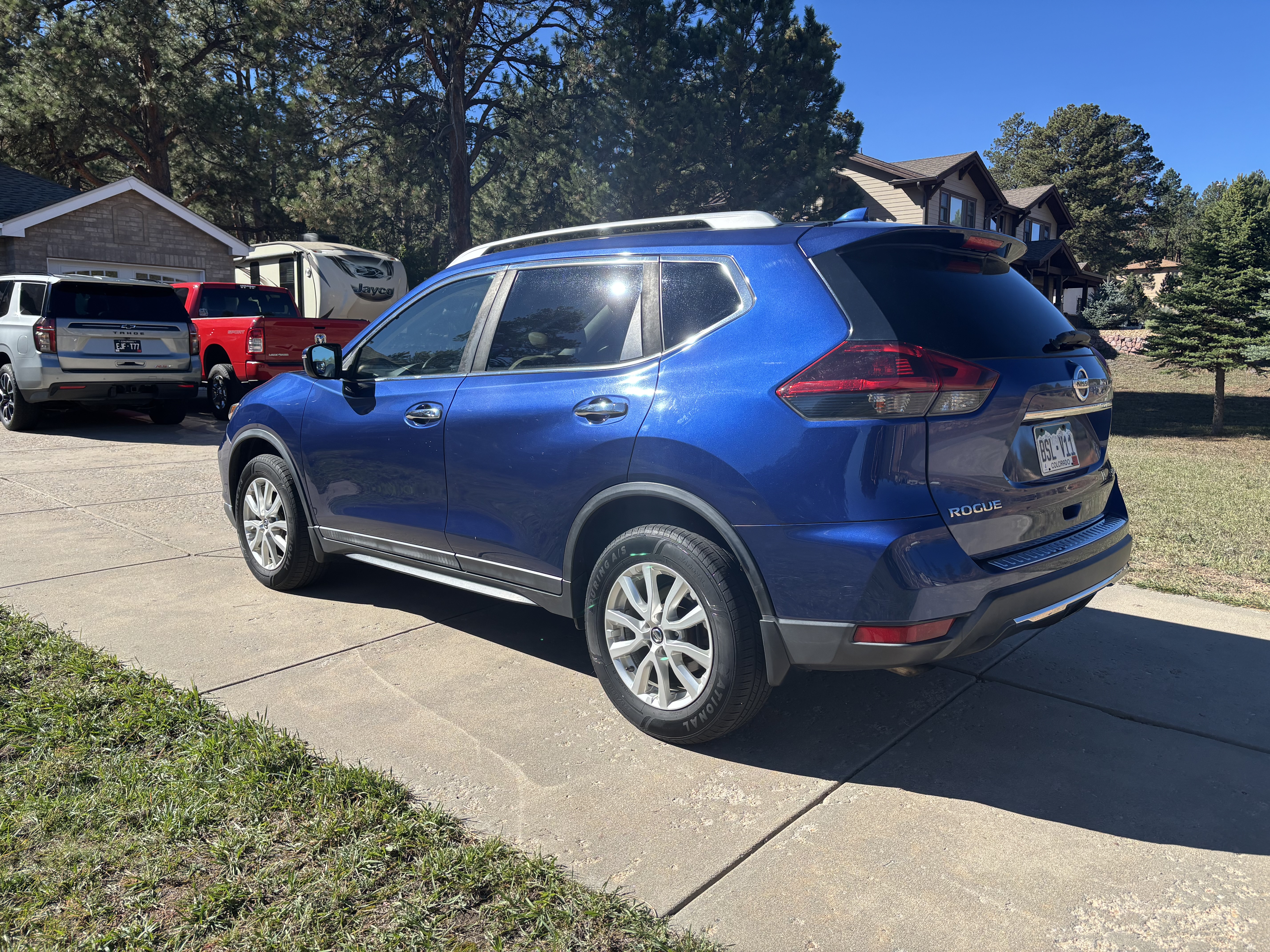 Used 2018 Nissan Rogue SV AWD/4WD image 5