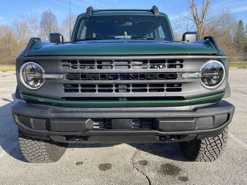 Used 2022 Ford Bronco 2-Door w/ Sasquatch Package image 2