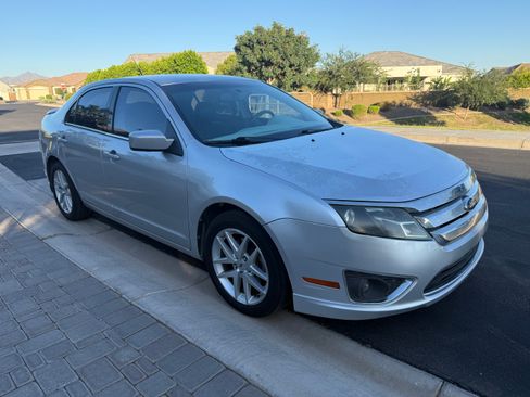 Used 2012 Ford Fusion SEL FWD image 2