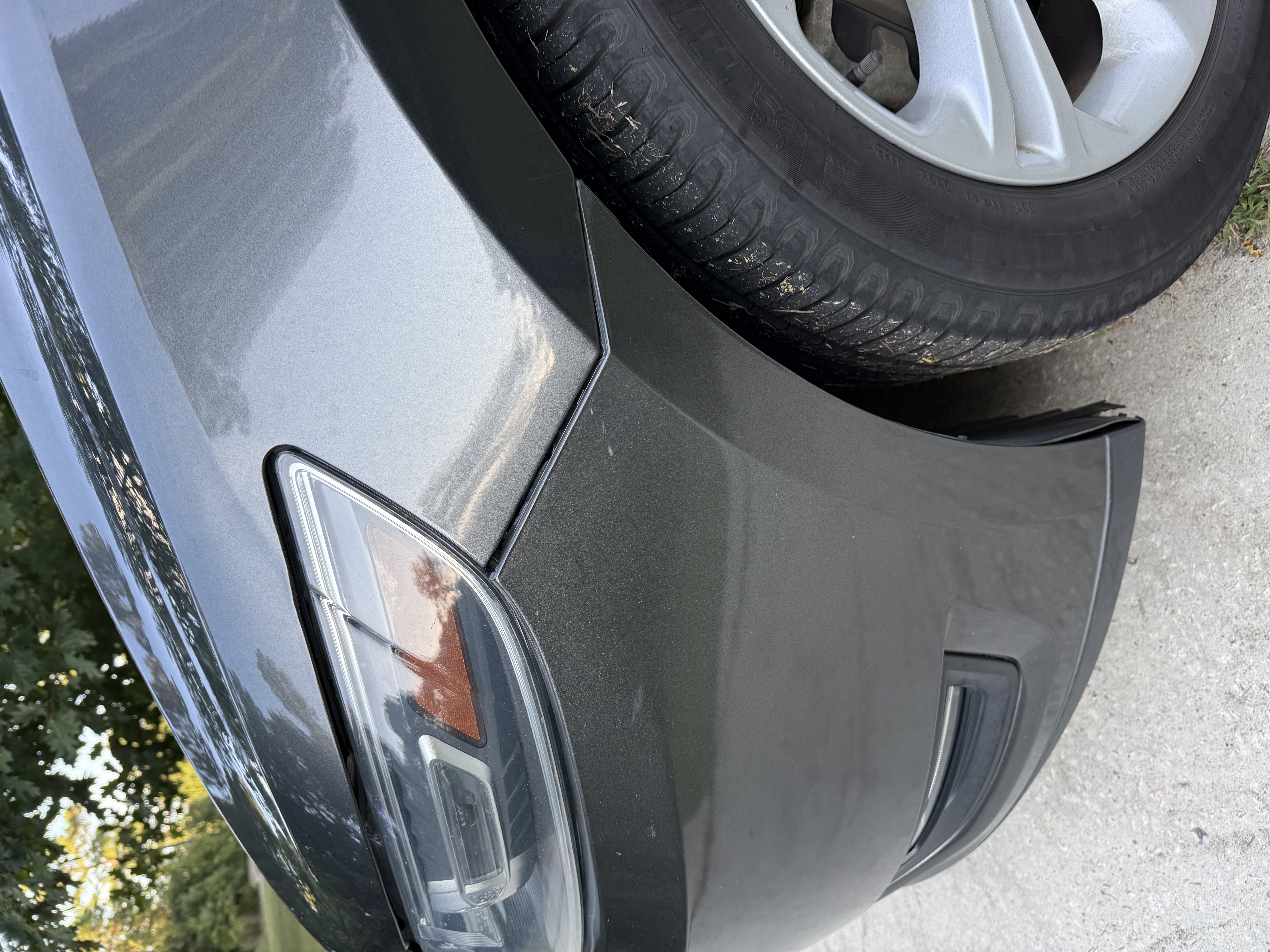 Used 2018 Ford Taurus SEL FWD image 11