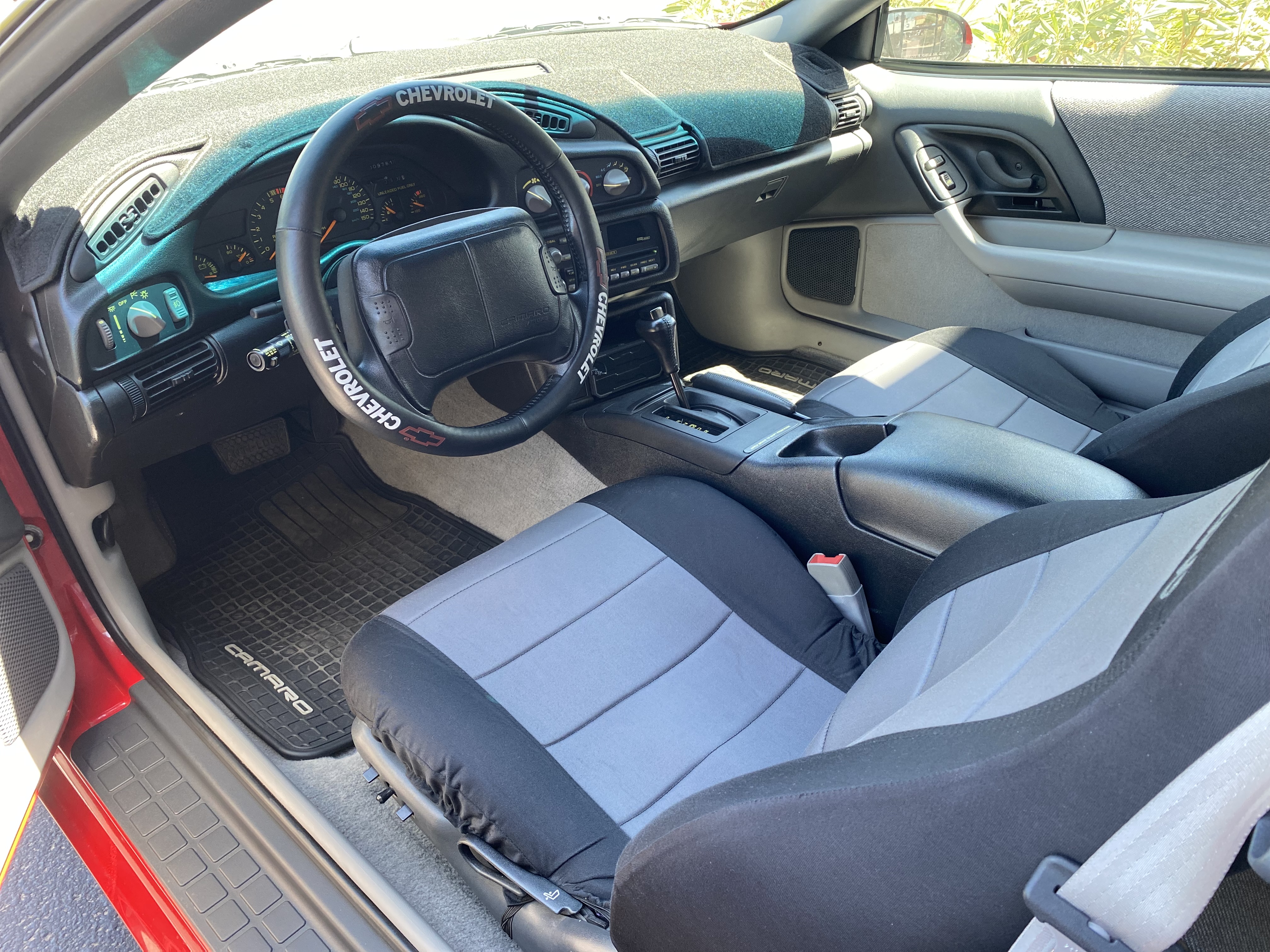 Used 1993 Chevrolet Camaro Z28 RWD image 10