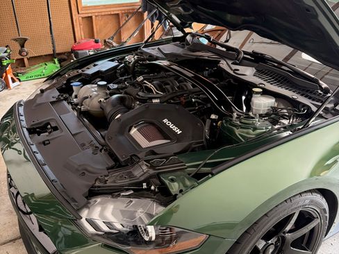Used 2022 Ford Mustang GT Premium w/ GT Performance Package RWD image 1