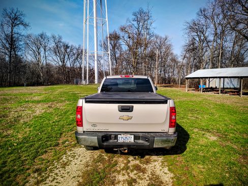 Used 2008 Chevrolet Silverado 1500 W/T w/ LS Package image 4