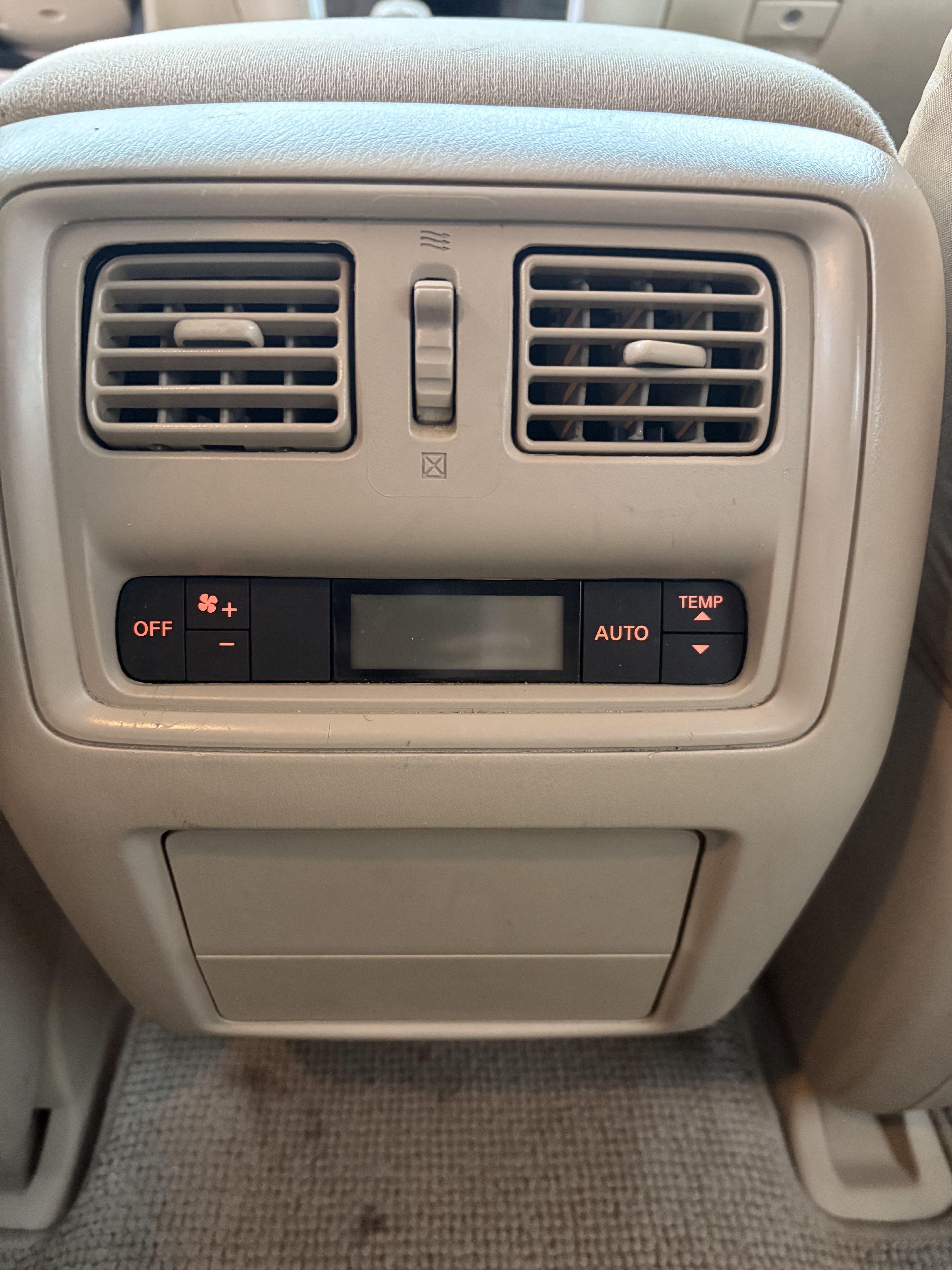 Used 2013 Nissan Pathfinder SV w/ Cargo Pkg AWD/4WD image 9