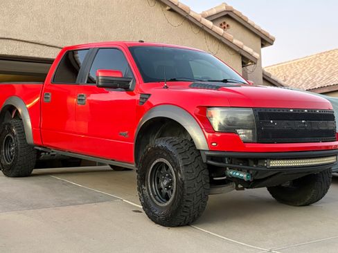 Used 2012 Ford F150 Raptor w/ Raptor Luxury Pkg image 4