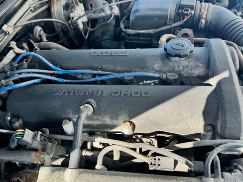 Used 1996 MAZDA MX-5 Miata RWD image 17