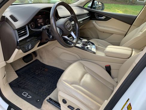 Used 2018 Audi Q7 3.0T Premium Plus w/ Premium Plus Package image 12
