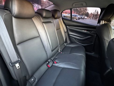 Used 2020 MAZDA MAZDA3 Select Sedan 4D image 9