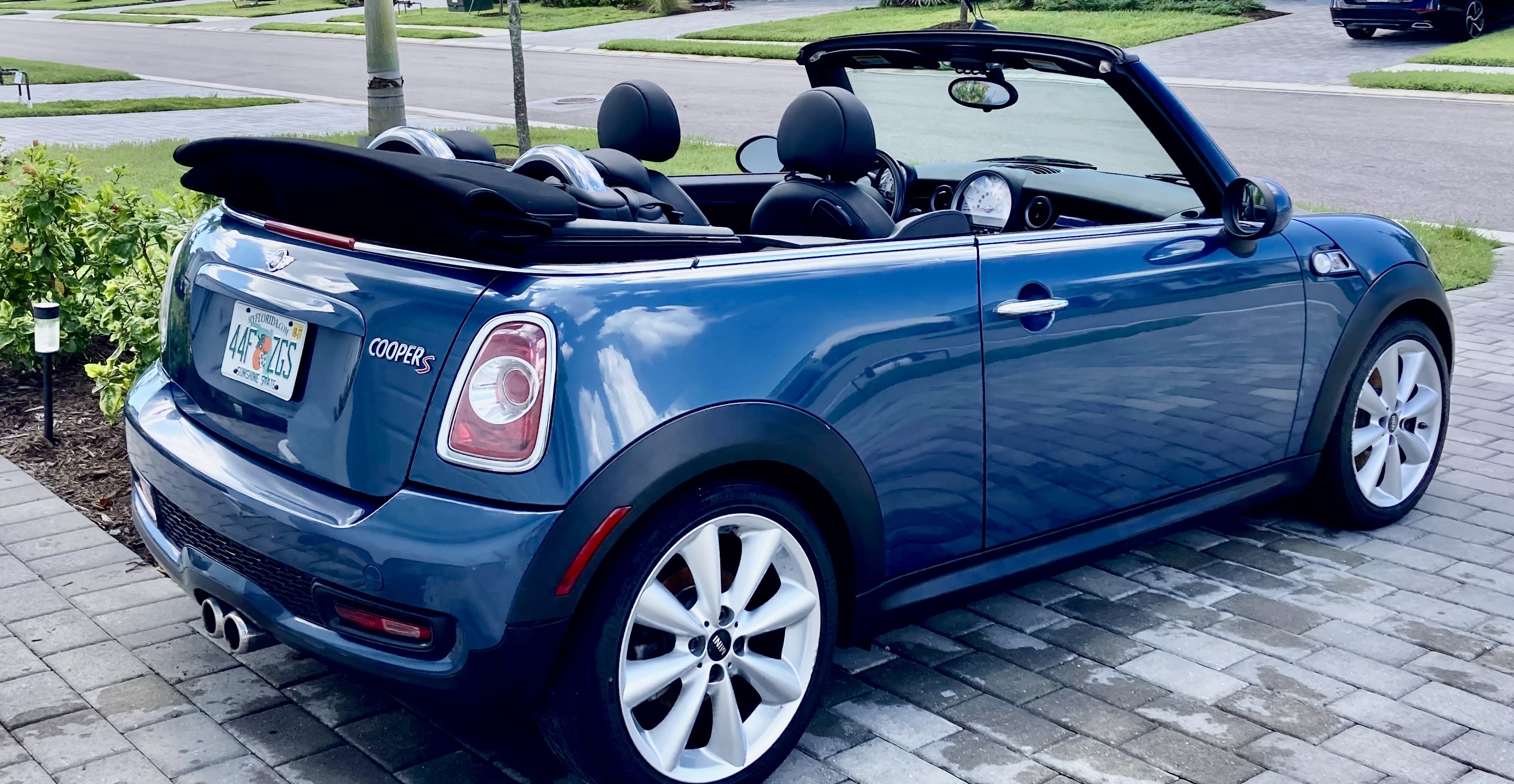 Used 2011 MINI Cooper S FWD image 6