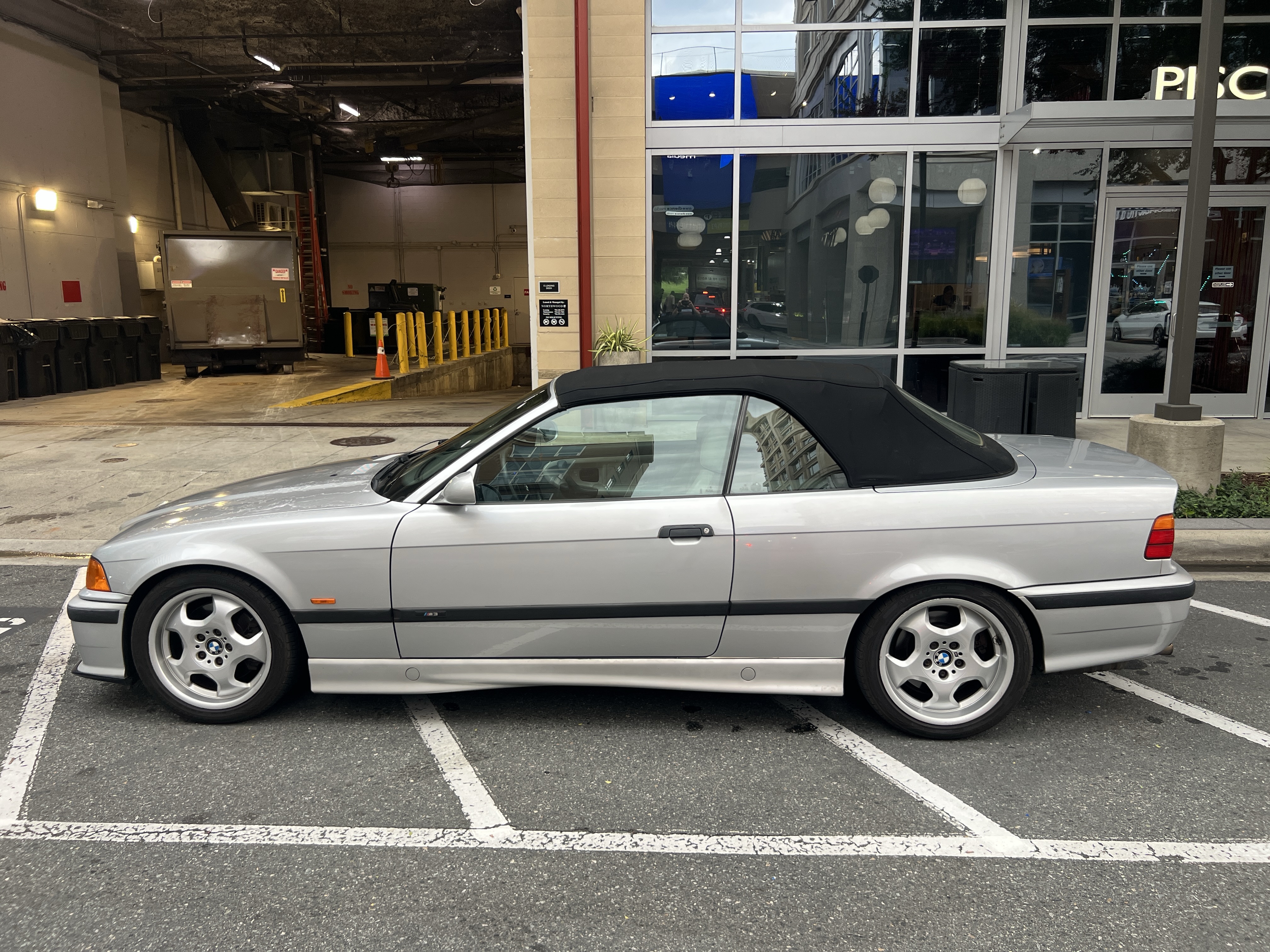 Used 1999 BMW M3 Convertible RWD image 18