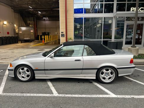 Used 1999 BMW M3 Convertible RWD image 18