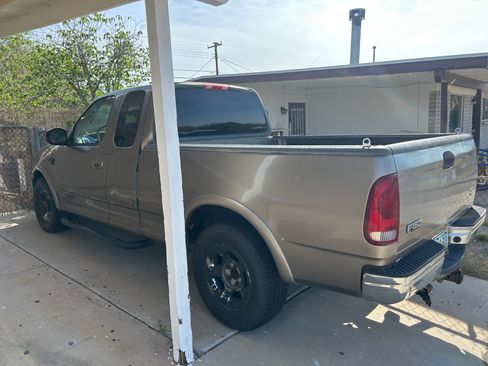 Used 2002 Ford F150 2WD SuperCab image 8