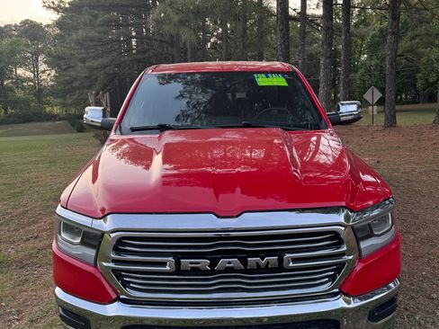 Used 2023 RAM 1500 Laramie AWD/4WD image 1