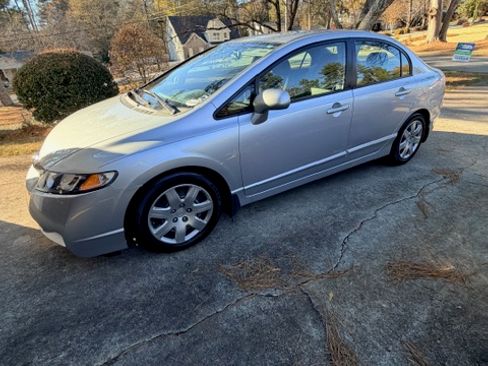 Used 2009 Honda Civic LX image 2
