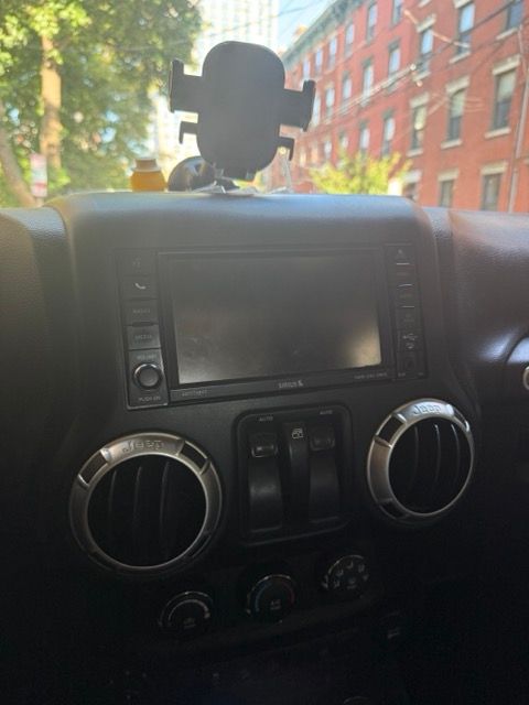 Used 2015 Jeep Wrangler Sahara w/ Connectivity Group AWD/4WD image 4