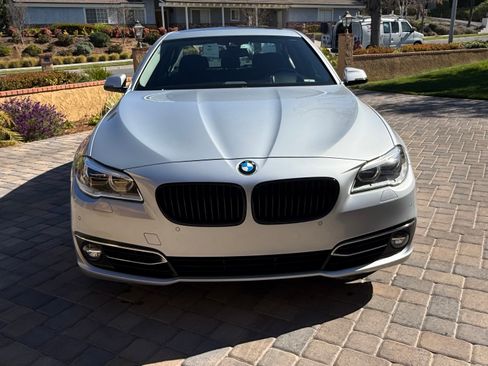 Used 2014 BMW 550i Sedan image 1