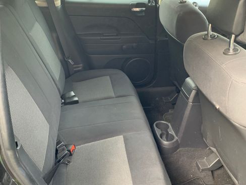 Used 2011 Jeep Patriot Sport image 16