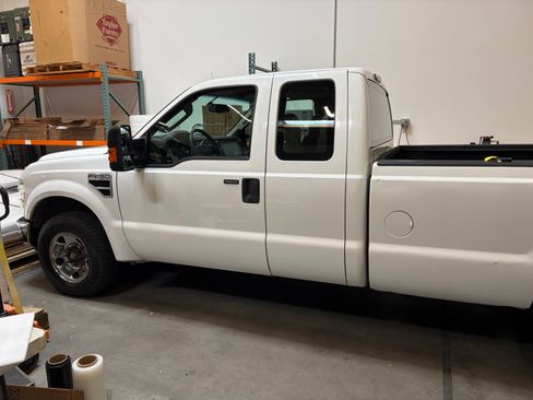 Used 2008 Ford F250 XLT RWD image 2