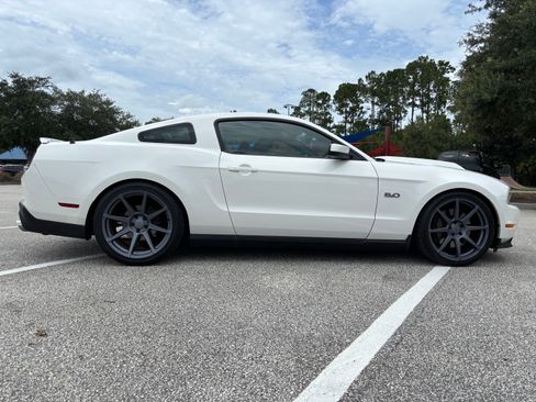 Used 2012 Ford Mustang GT Premium w/ Brembo Brake Pkg RWD image 9