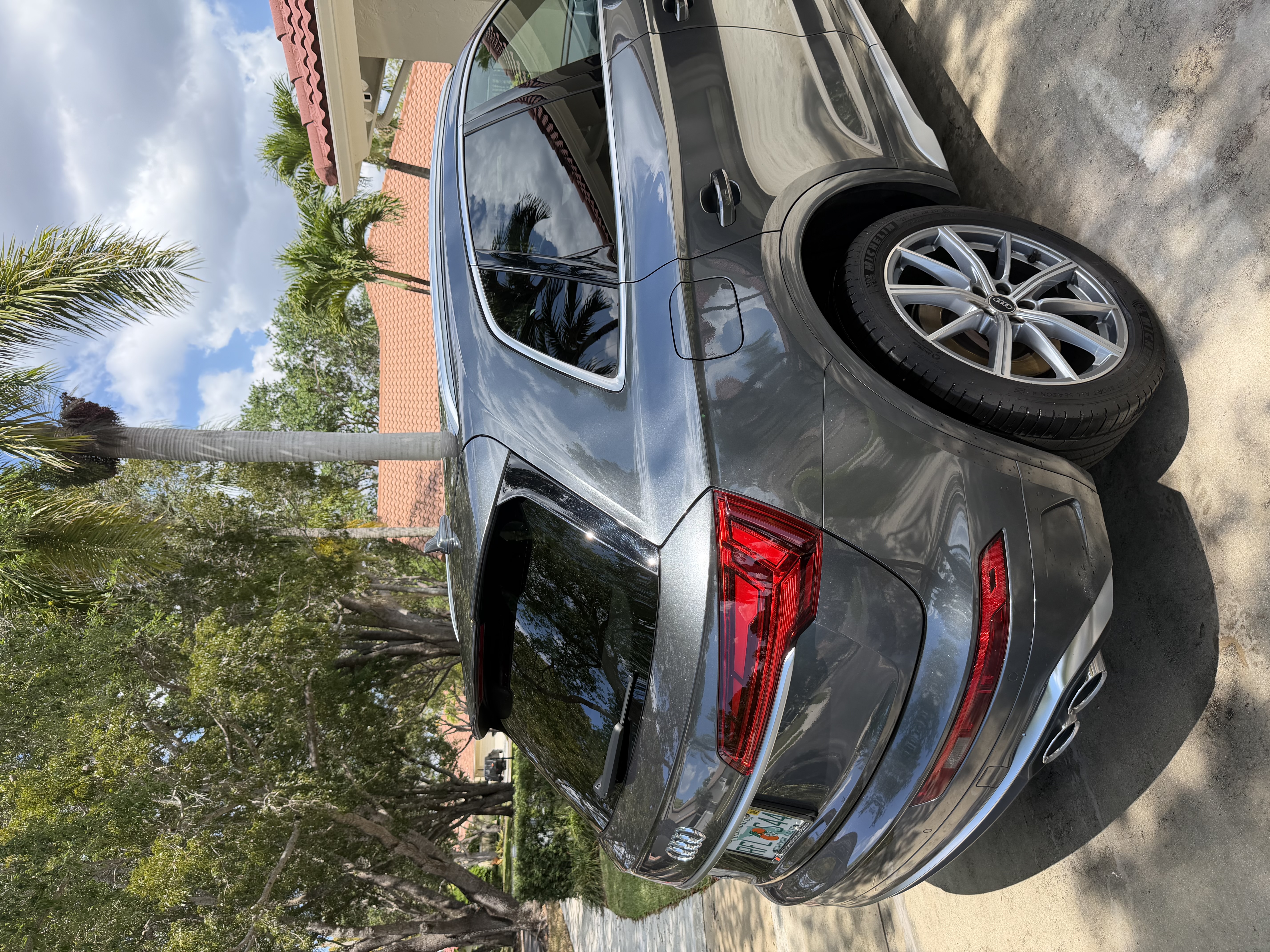 Used 2021 Audi SQ5 Premium Plus w/ Premium Plus Package AWD/4WD image 1