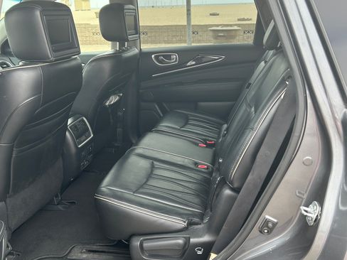 Used 2016 INFINITI QX60 Luxe w/ Deluxe Technology Package image 4