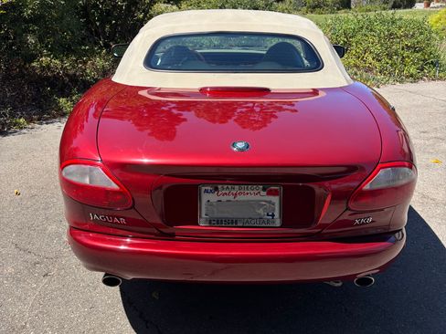 Used 1998 Jaguar XK8 Convertible RWD image 10