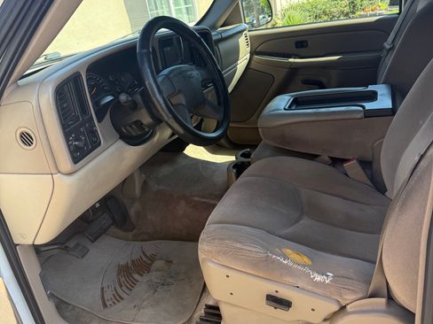 Used 2004 GMC Yukon SLE RWD image 16