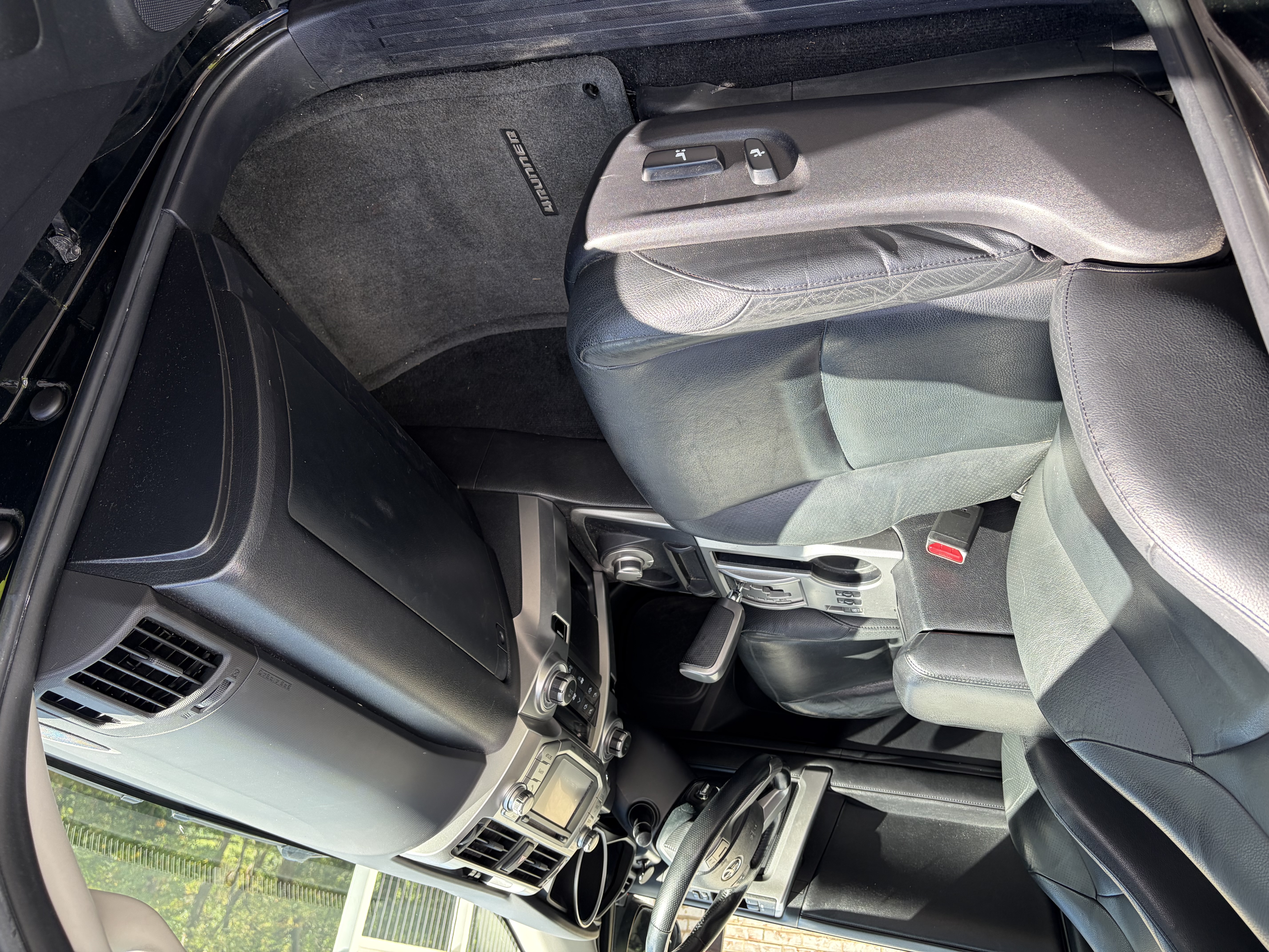 Used 2012 Toyota 4Runner Limited AWD/4WD image 13