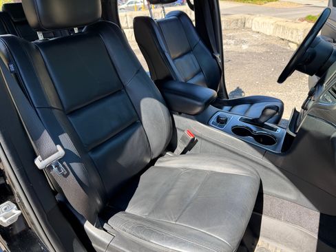 Used 2018 Jeep Grand Cherokee Limited AWD/4WD image 19