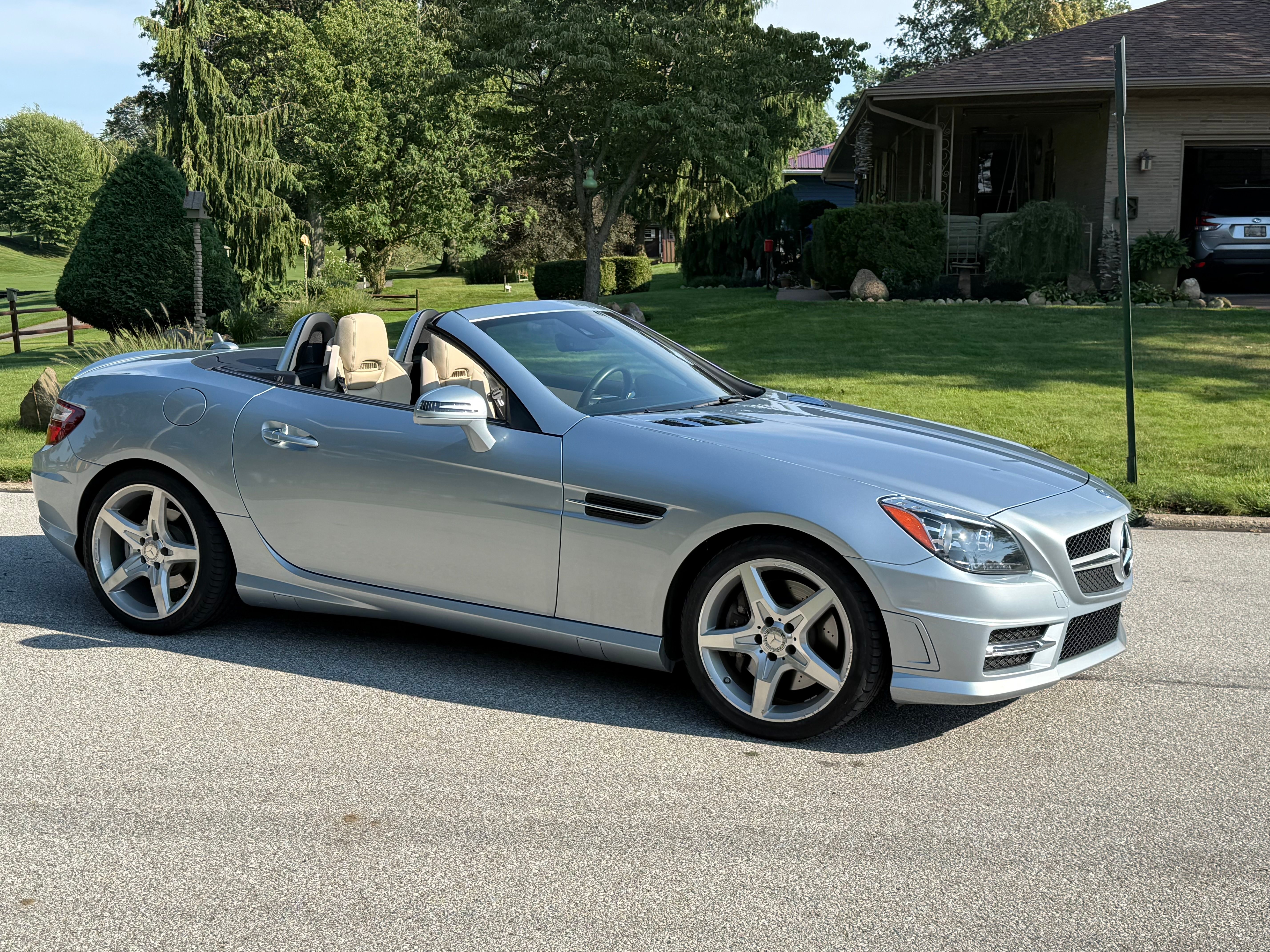 Used 2014 Mercedes-Benz SLK 350 image 13
