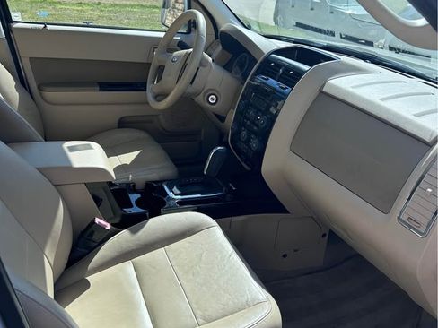 Used 2011 Ford Escape Limited w/ 302A Rapid Spec Order Code image 12