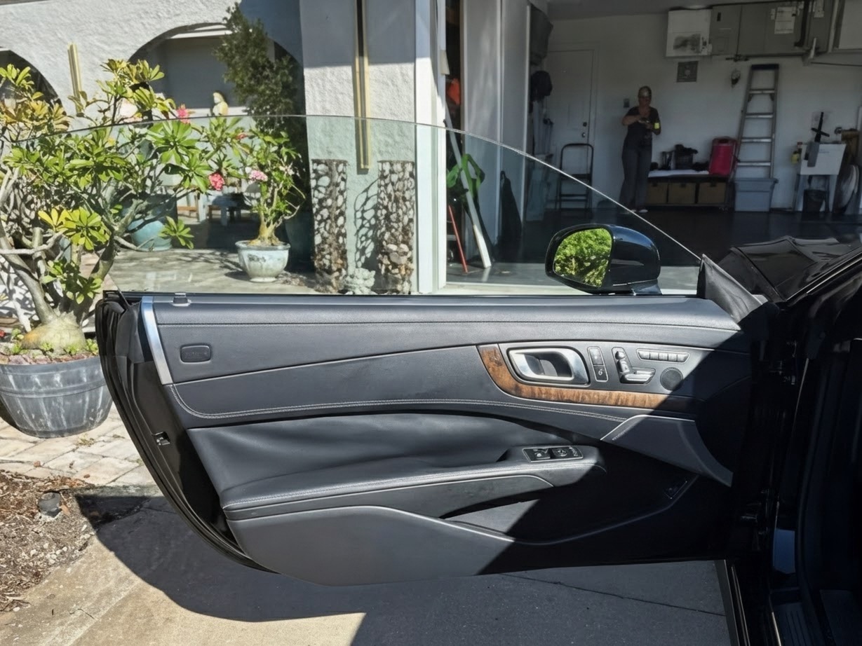 Used 2013 Mercedes-Benz SL 550 image 14