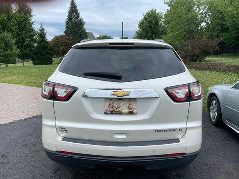 Used 2014 Chevrolet Traverse LT AWD/4WD image 4