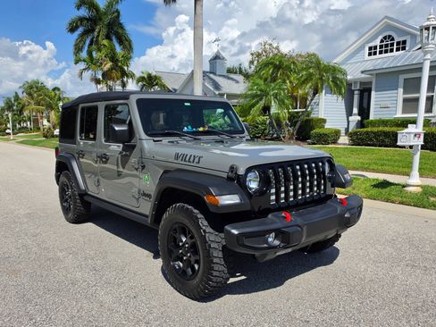 Used 2022 Jeep Wrangler Unlimited Sport AWD/4WD image 5