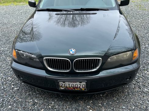 Used 2002 BMW 325i Sedan image 2