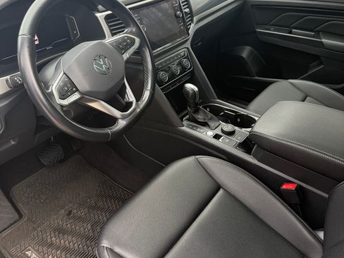 Used 2020 Volkswagen Atlas Cross Sport SEL image 10