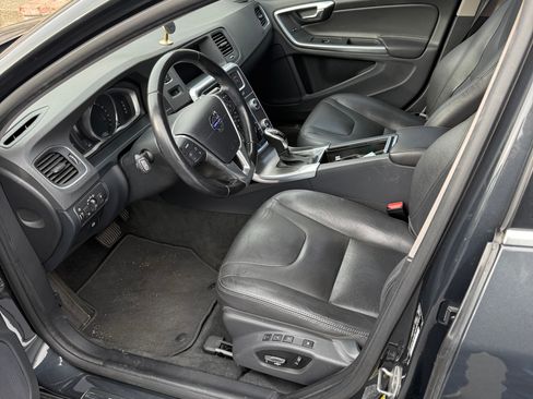 Used 2016 Volvo S60 T5 Premier image 11