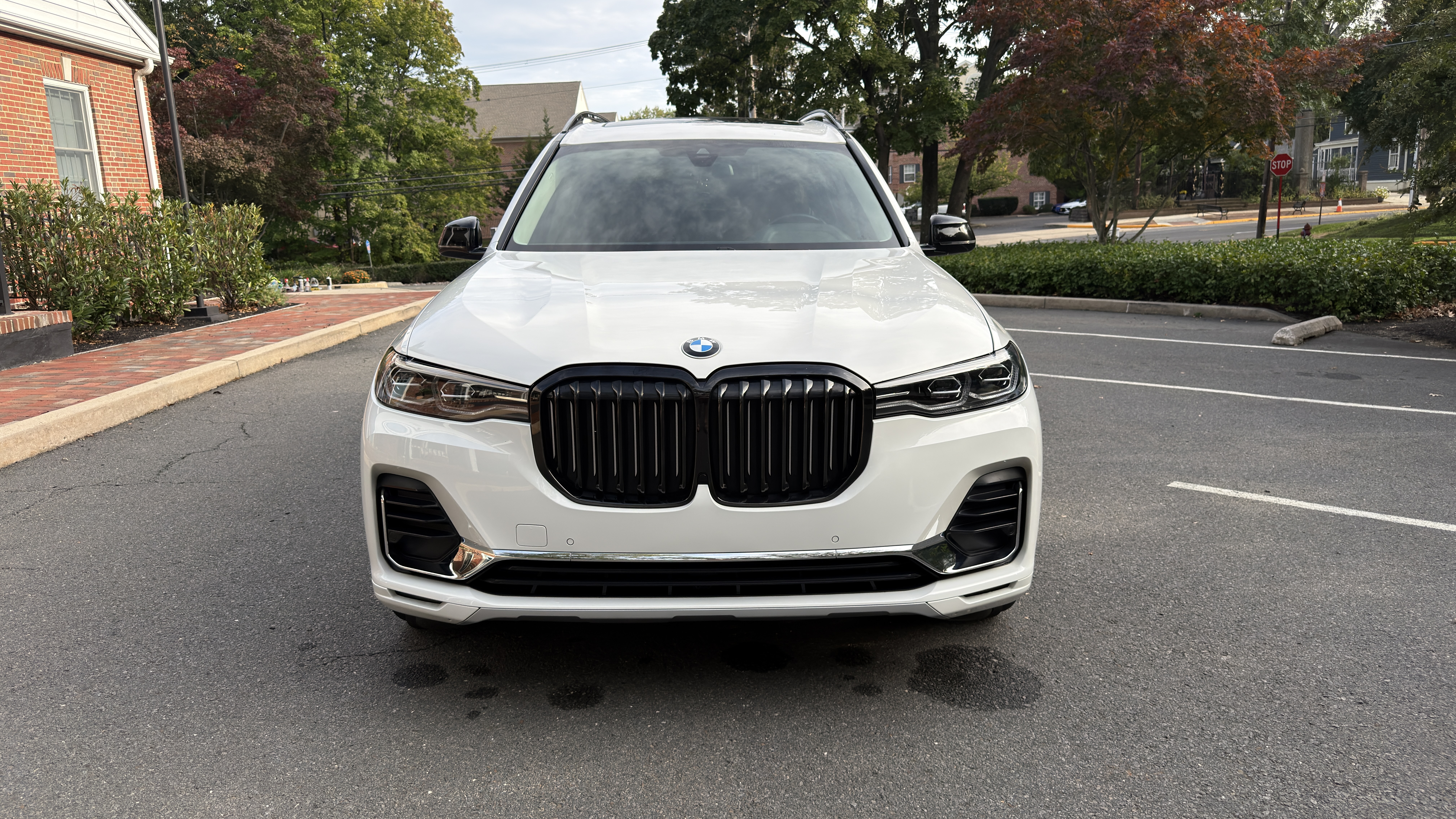 Used 2021 BMW X7 xDrive40i AWD/4WD image 2
