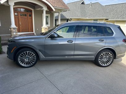 Used 2025 BMW X7 xDrive40i w/ Executive Package