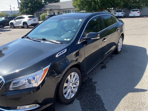Used 2015 Buick LaCrosse Leather image 4