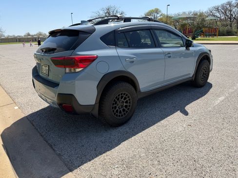 Used 2023 Subaru Crosstrek 2.0i Premium image 10